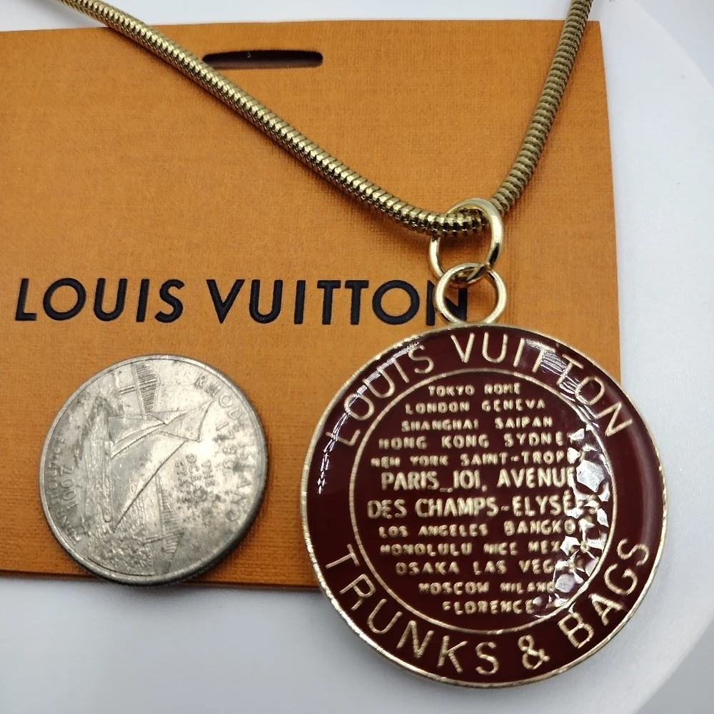 LOUIS Vuitton Trunks & Bags Charm 35mm Round